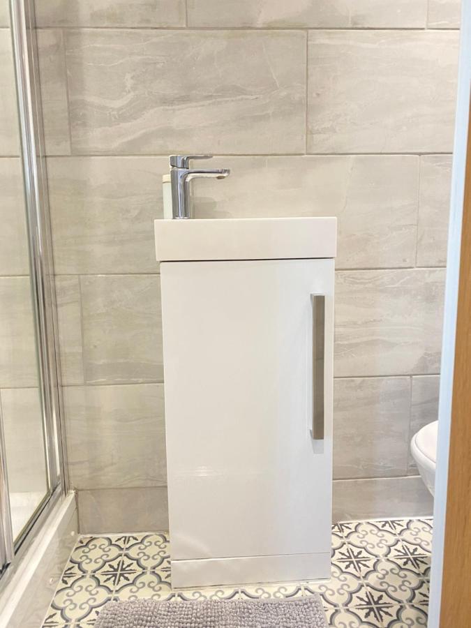 Cozy En-Suite Near Stratford Лондон Екстер'єр фото