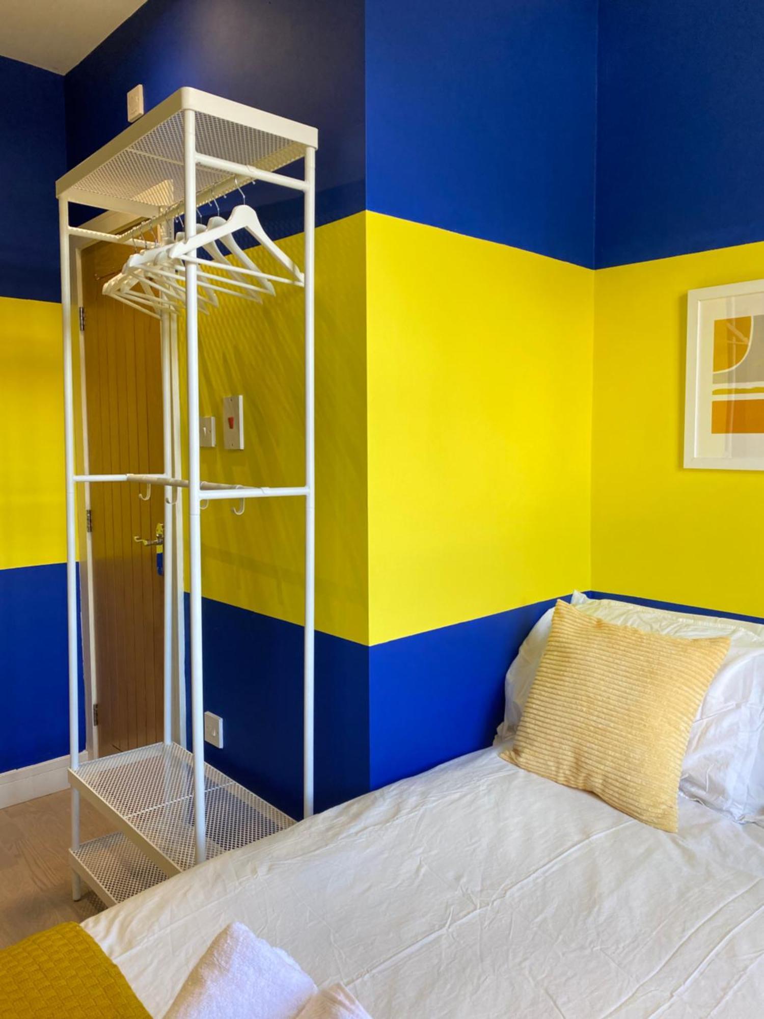 Cozy En-Suite Near Stratford Лондон Екстер'єр фото
