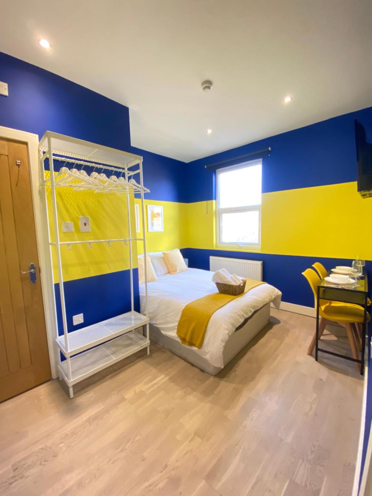 Cozy En-Suite Near Stratford Лондон Екстер'єр фото