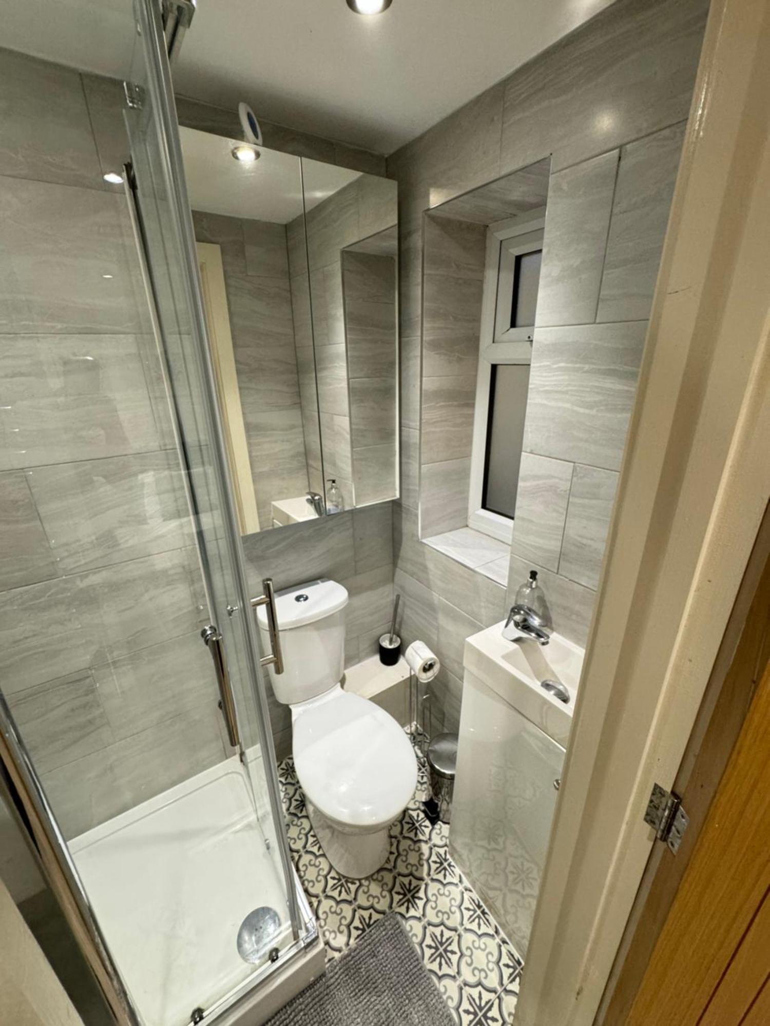 Cozy En-Suite Near Stratford Лондон Екстер'єр фото