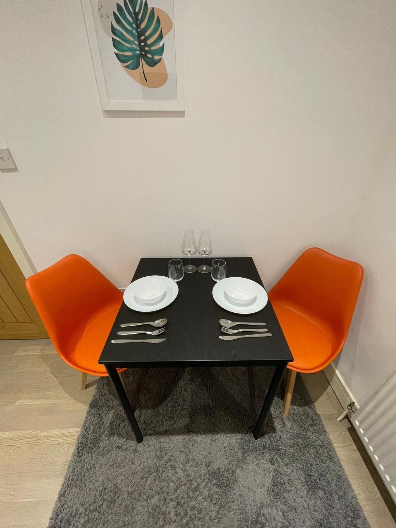 Cozy En-Suite Near Stratford Лондон Екстер'єр фото